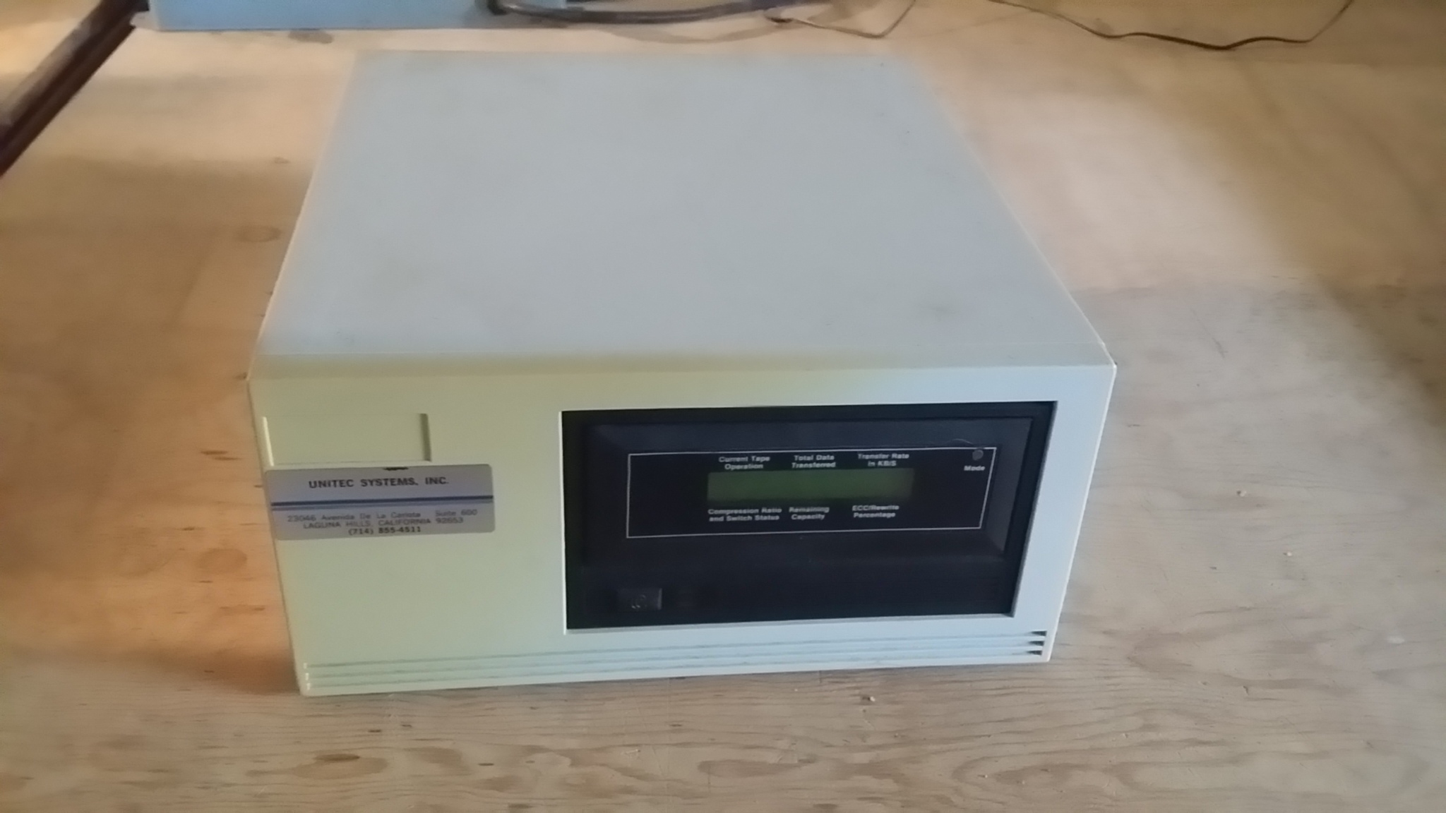 Exabyte 8500 8mm Tape Drive