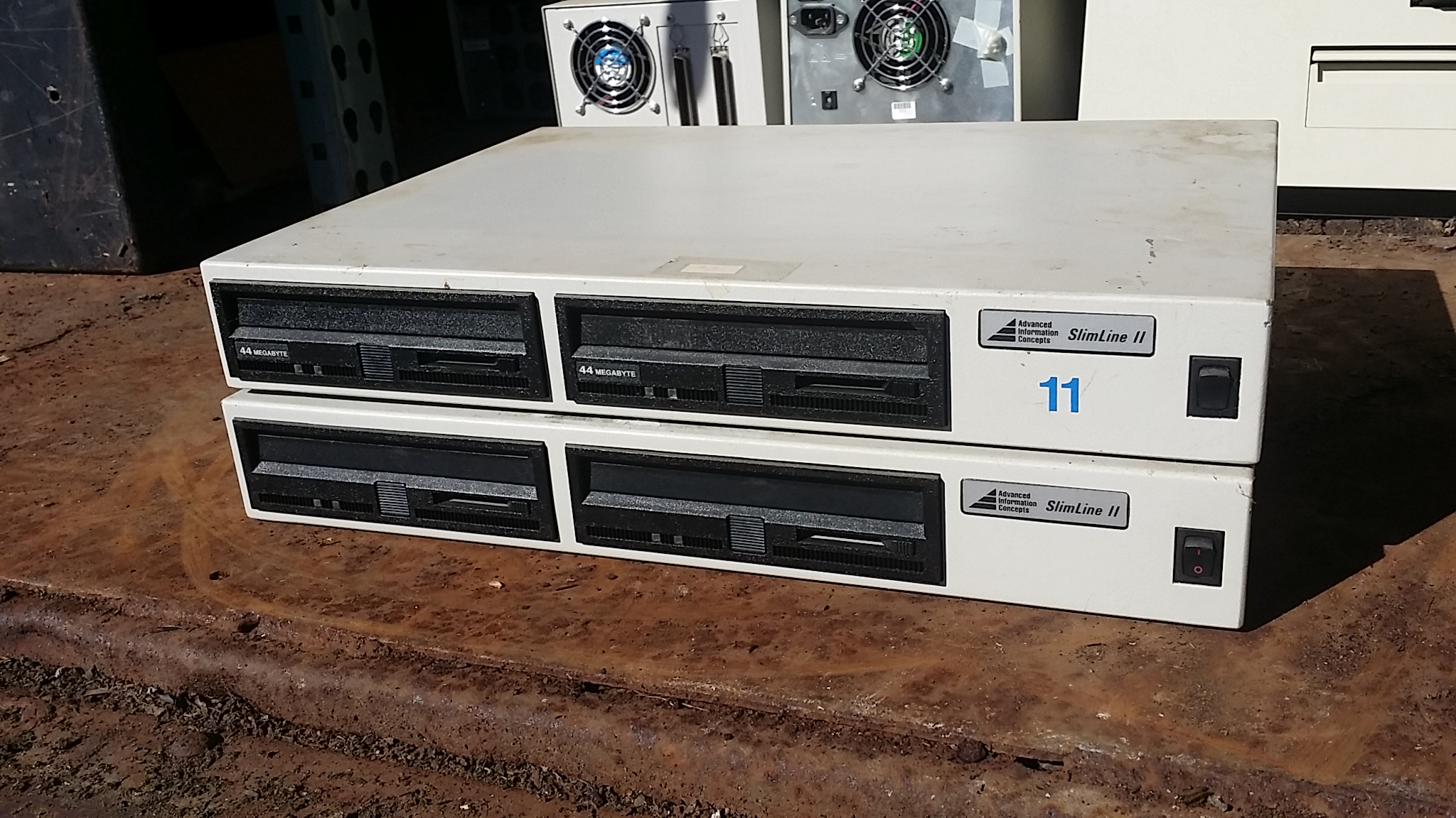 Dual SQ44 External SCSI