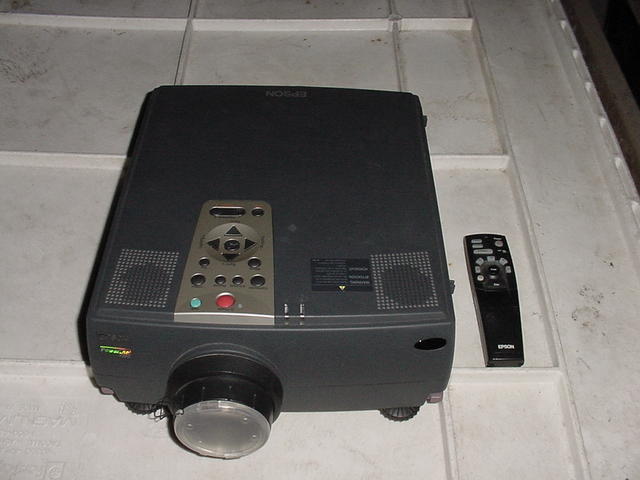 Epson ELP7250 Data/Video Projector