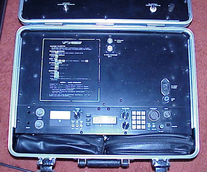 Transworld TW 100F/AT 'Flyaway' HF Transceiver