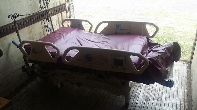 Hill-Rom P1900 Patient Bed