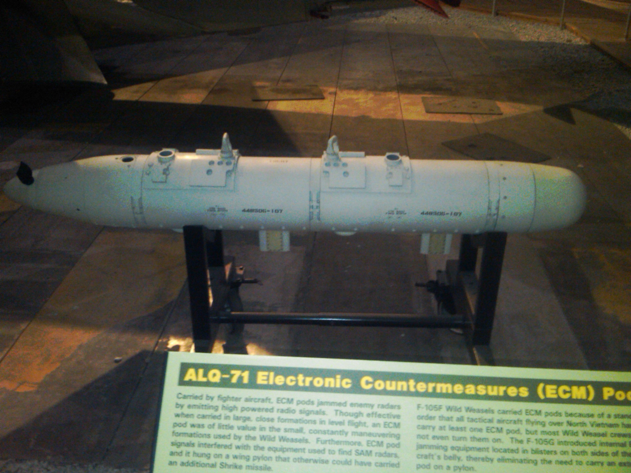 IMG01577-20120517-1223