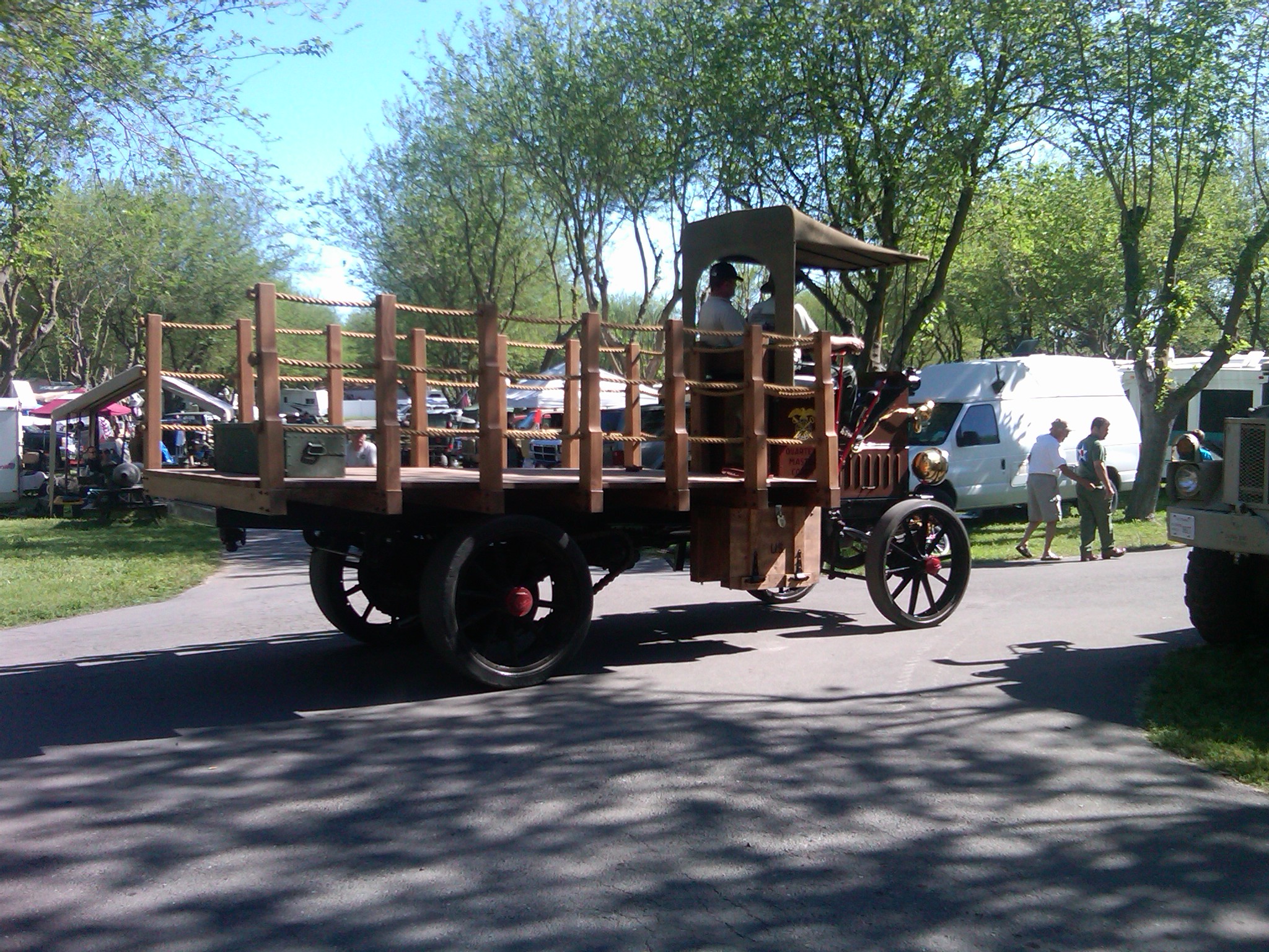 IMG01357-20120421-1004